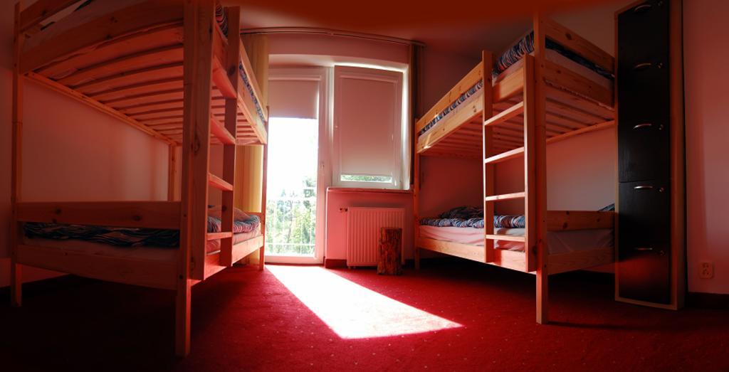 Adventura Hostel Warschau Buitenkant foto
