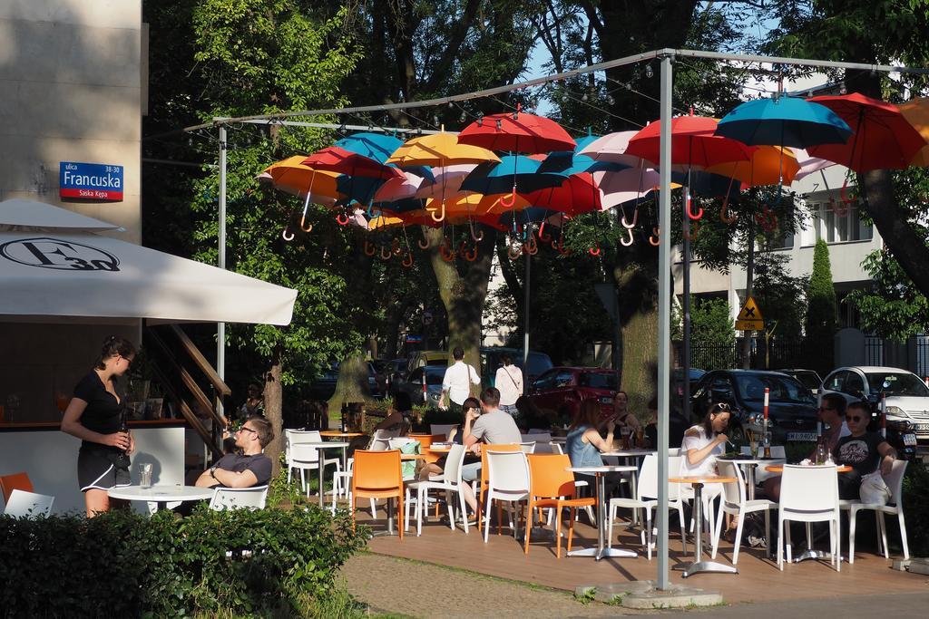 Adventura Hostel Warschau Buitenkant foto