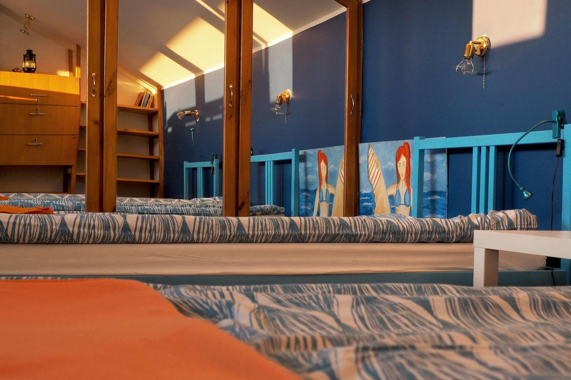 Adventura Hostel Warschau Buitenkant foto